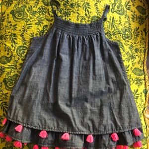 🦩 Chambray top w/ smocked neckline Girl size 14